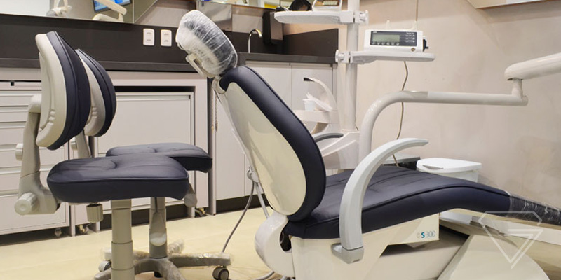Clínica de dentista em Joinville quando procurar atendimento odontológico especializado