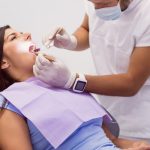 Consulta com dentista em Joinville o que acontece na primeira avaliação