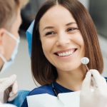 Dúvidas comuns antes de marcar sua primeira consulta com dentista em Joinville